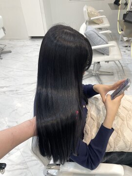 アイユー(ii+U) ブルーブラック　艶暗髪