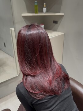 バタフライカットハイレイヤーカットバレイヤージュ