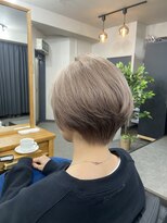 スピナー 武蔵小杉(Spinner)&nbsp;ミルクティーグレージュ×ナチュラルショート