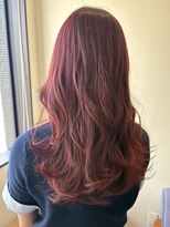 スリーバイザサロン(THREE by the salon)&nbsp;ブリーチありの鮮やかなレッドカラー
