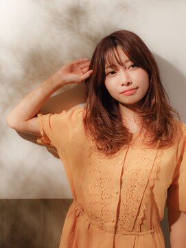 ムーン(moon) モテ髪 フェミニンロングスタイル
