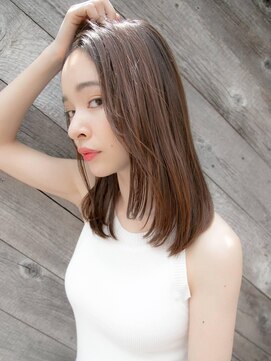 ルティア(Lutia) ナチュラルストレート アッシュブラウン