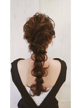 アイビス(AIBIZ) 二次会/大人可愛い編みおろし