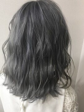 ルノン シェリー(LUNON cheliy) スノーホワイト×ゆるふわウェーブ