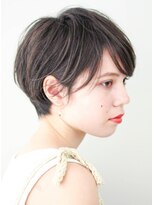 ルアン 上通り(ruen) 耳かけ 前髪長め ショートカット 熊本 くびれショート ruen 小顔