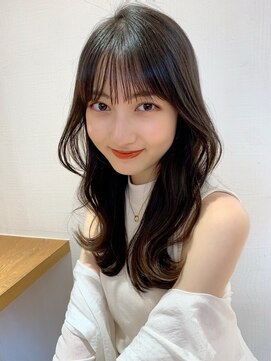 ビューシンサイバシ(VIEW SHINSAIBASHI) くびれミディ鎖骨ミディアムレイヤーカット20代30代グレージュ