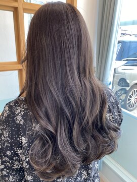 アミトヘアアンドサロン(amito hair&salon) パールグレージュ/ロングレイヤー