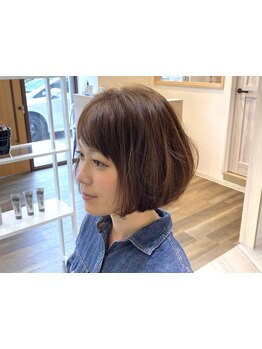 ◇京橋/OBP徒歩5分◇手入れがラクで乾かすだけで決まるスタイルをモットーに〇大人女性に大人気サロン
