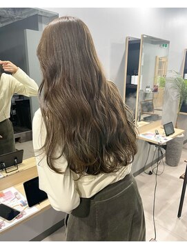 カミエ(kamie) ＊色気のあるロング ブリーチなしダブルカラー とろみベージュ