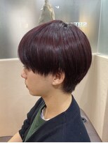 シェルビー 新宿(SHELBe)&nbsp;刈り上げセンターパート×レッドブラック[新宿/白髪染め]