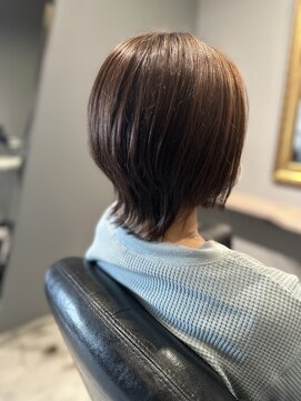 ボルン(BOLEN) ウルフボブ