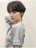 センターパートニュアンスパーマブルージュハンサムショート
