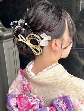 ピエスヘア(PIE'CE HAIR) 成人式ヘア ゆるふわシニヨン 静岡/清水