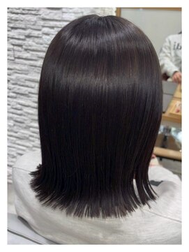 クシェル バイ リリア(kuschel by LILIA.) 艶髪外ハネボブ