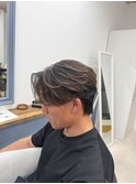 メンズヘア毛流れセンターパートスタイル