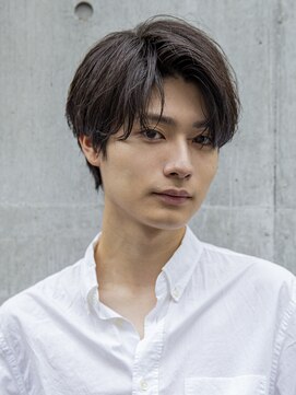 シティ(CITY) フェザーパーマブルーブラックセンターパートニュアンスパーマ