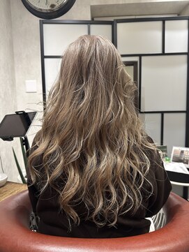 ハナワ エビス トウキョウ ヘアーサロン(HanaWa ebisu tokyo hair salon) 白髪ぼかし/ヴィラロドラ/髪質改善/白髪ぼかし/ヴィラロドラ