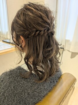 リリィ ヘアデザイン(LiLy hair design) 【LiLy新井】ハーフアップ
