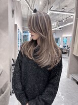 キング 心斎橋店(K!ng) 韓国オルチャンレイヤーカット透明感カラー顔まわり前髪カット