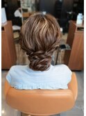 シニヨンヘアアレンジ