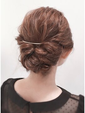 ヘアーデザイン ミヤビ 広尾(HAIR DESIGN MIYABI) シンプルルーズアレンジ