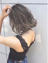 トルネード(TORNADO) 外国人風ボブ ハイライトバレイヤージュ グレージュ 白髪ぼかし