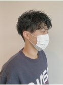 メンズパーマスタイル/アッシュブラック/前髪パーマ
