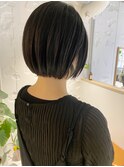 【三ツ井純】スタイリング簡単 ブルーブラック 丸みボブ 透け感