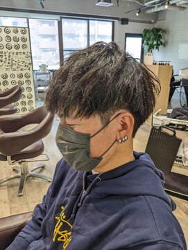 コワファーストナガサキシャンプーボーイ(COIFF1RST NAGASAKI SHAMPOO BOY) vマッシュ×ツイストパーマ