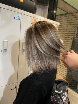 ラフ(LAFF) #黒髪#ボブルフ#ネビージュ#小顔#ワンレン