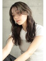ファム(Fam) ロングパーマ　ニュアンスウェーブ　ハイライト　代官山　恵比寿