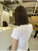切りっぱなしのストレートボブ