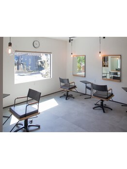 周りの目を気にせず寛げるプライベート空間◇お客様との縁を大切にし、一人ひとりに似合うstyleをご提案☆