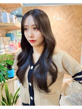 フロウ(Flow) (Flow)松尾篤 骨格や毛流れに合わせて作る似合わせ小顔ヘア