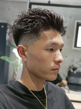 メッツ 原宿(METS) MEN'S/ナチュラルオールバック×フェード/短髪/黒髪