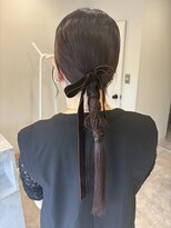コノ(kono)&nbsp;お呼ばれヘアアレンジ