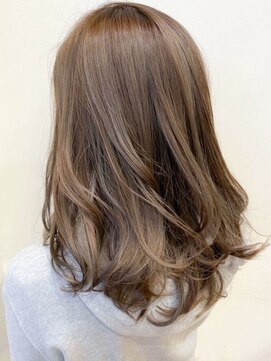 ヴィヴィ(VIVIE) 白髪ぼかしハイライトローライトオリーブグレージュダブルカラー