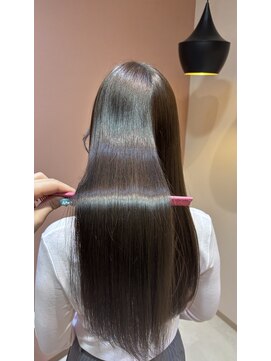 ニナ 梅田(nina) アッシュブラウンカラー