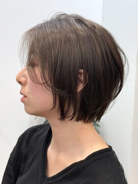 エリマバイフィフス 調布(elima by fifth) 調布イルミナカラーレイヤーボブウルフショートカットベージュ