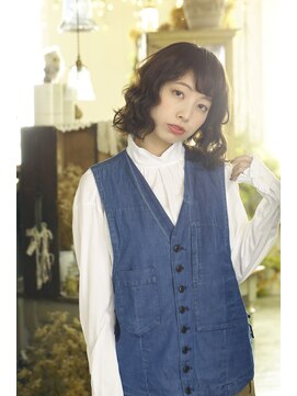 キミ(kimi) 【ｋｉｍｉ】グレージュ×波ウェーブ