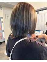 アトリエ エス atelier es HAIRDESIGN&nbsp;透け感抜群ミントカラー/くびれシルエット/くびれカット/透明感