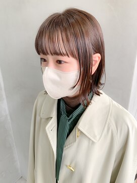 テトヘアー(teto hair) ミルクティベージュ、イルミナカラー、外はねボブ、パッツン前髪