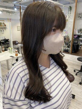 フラバー(flover) ツヤツヤアッシュベージュ×くびれヘア 20代30代40代