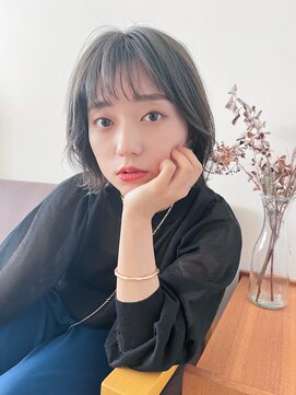 カフカ(Kafka) Sleek & Short