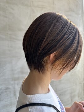 アンディ ニジュウサンド クリエイション(and D 23℃ creation) ショート/襟足ギザギザ/襟足束感/大人ショート/夏ショート