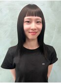 パツンバング　黒髪ミディアム