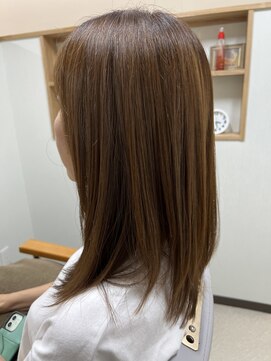 アルバ(aLba) 【村上 慶太】ツヤ髪ミディアム 《江坂駅/ツヤ髪ミディアム》