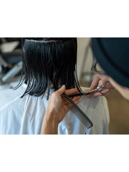 丁寧なカウンセリングが大好評◎骨格や顔立ちに合わせたヘアスタイル提案で、あなたの魅力を引き出します◆