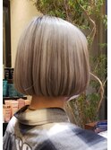 艶感マチルダボブ×3Dハイライトミルクティーアッシュ金髪ボブ