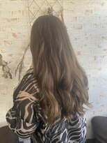 アカイトビラ ヘアケアサロン(AKAI TOBIRA Hair Care Salon)&nbsp;グレージュヘア☆